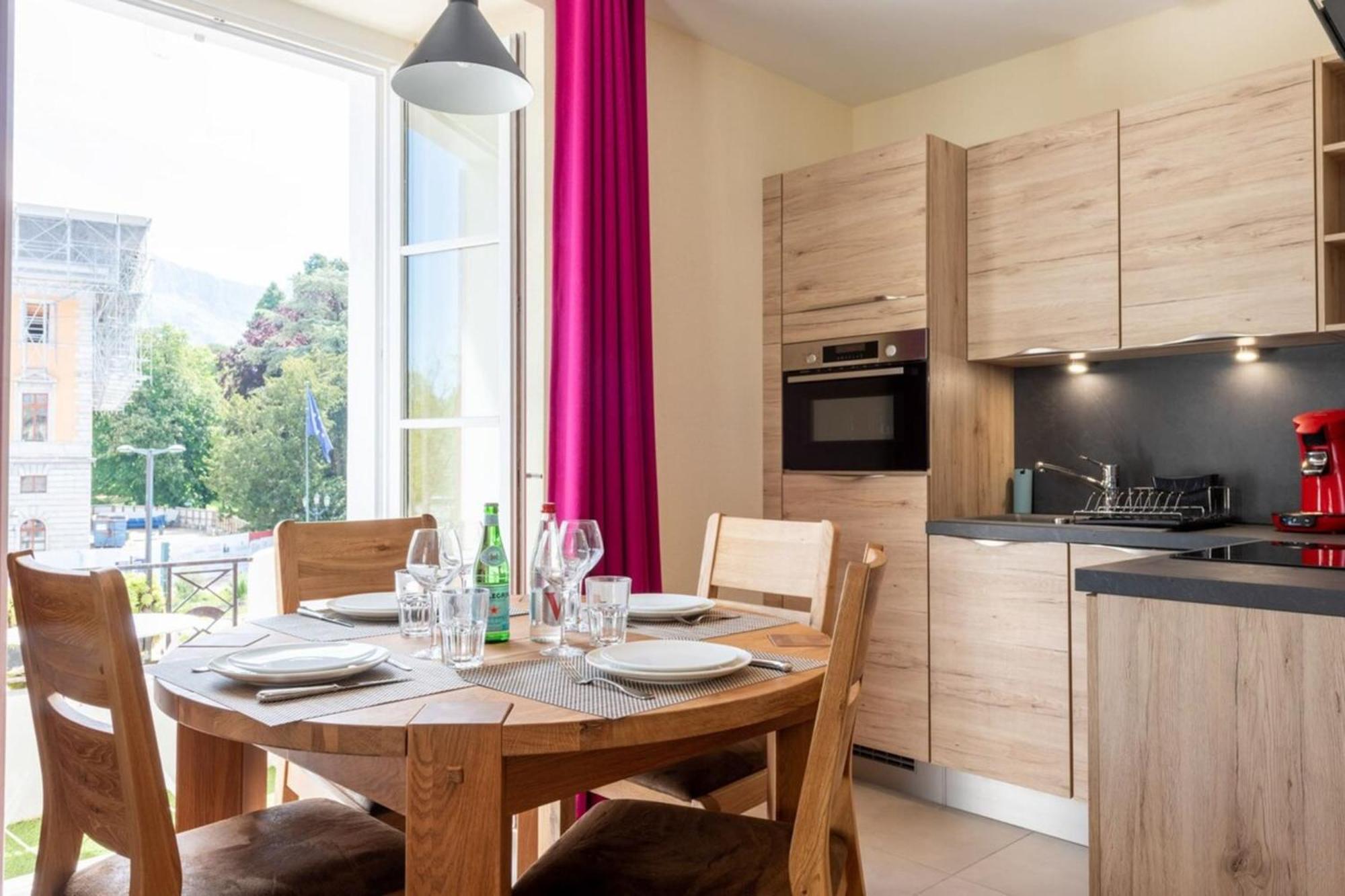 Carpates Annecy Rent Lodge Eksteriør bilde